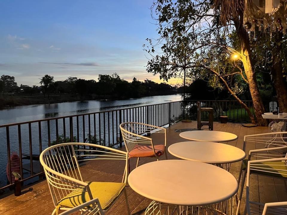 Morocco Blue Cafe By Chilong River Farm Resort Muang Kosum Exteriér fotografie