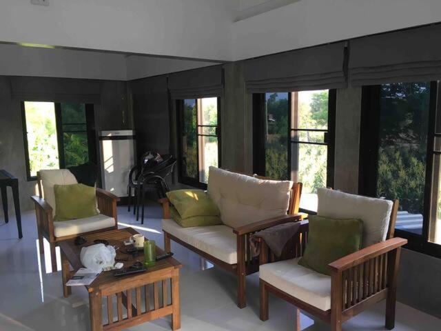 Morocco Blue Cafe By Chilong River Farm Resort Muang Kosum Exteriér fotografie